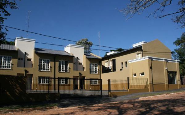 Naipi Apart Puerto Iguazú Habitación foto